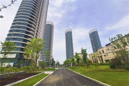 二小一中二高后门恒大豪庭昌建誉峰隔壁台北城上城豪装证在手